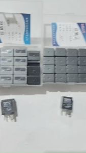 Hộp 20 Rơ Le điều hòa 4 Chân 12V 40A hoặc 24V 40A Màu Đen