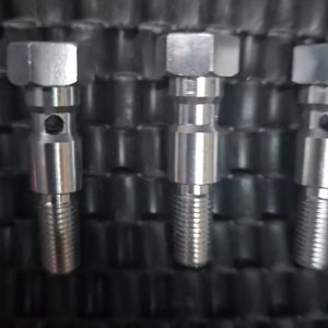 Ốc heo dầu formula 8.1 trắng cho ae về bấm dây dầu theo sở thích