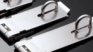 3/4/5 Inch Stainless Steel 90 Degree Padlock Hasp Door Shed Latch with 30mm Safety Padlock and Key