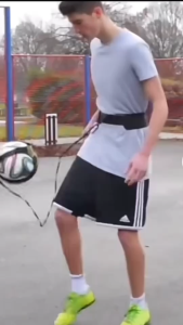 อุปกรณ์ฝึกซ้อมฟุตบอล สายคาดเอวฝึกซ้อมฟุตบอล ฝึกแปบอล ฝึกเเตะฟุตบอล ฝึกเดาะฟุตบอล ใช้ได้ทั้งเด็กเเละผู้ใหญ่ คุ้มค่าคุ้มราคา