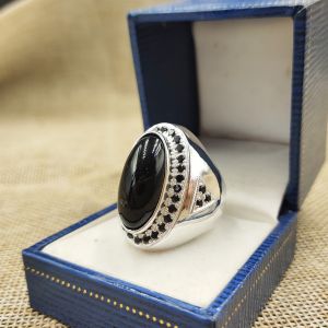 แหวนเงินแท้ ฝังนิลแท้ เรียบหรู