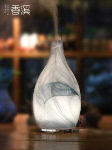 Home Use Ultrasonic Aromatherapy Lamp Bedroom Humidifier Silent Essential Oil Lamp Professional Diffuser Spray Lamp Plug in