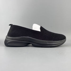 Soft Bottom Mom Shoes Womens Slip-On Beijing Cloth Shoes Casual Sports Sneakers Large Size Middle-Aged And Elderly Wear