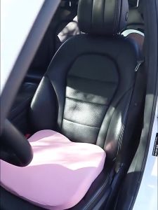 เบาะรองนั่ง ที่รองนั่ง เบาะนั่ง Memory Foam  เพิ่มความสูง สำหรับรถยนต์ ขนาด 40x42x10 ซม.(non slip)