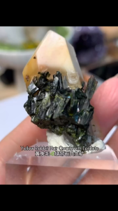 Mineral quartz Yellow Rabbit Hair Quartz with Epidote｜黄兔毛🌿绿帘共生矿 [✨墨绿]