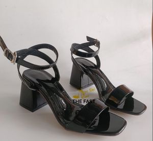 Giày xăng đan cao gót thô quai bản ngang hình thật ND284
