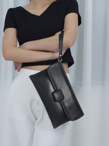 กระเป๋าถือหนังวัวแบบสัมผัสหรูหราสำหรับผู้หญิง กระเป๋าถือหนังวัวแฟชั่นสไตล์ใหม่ปี 2025 กระเป๋าถือแบบสะพายไหล่แบบยูนิเซ็กซ์