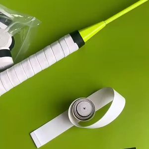 Băng cuốn vợt cầu lông da PP chống nhăn bề mặt kết hợp lỗ thoát khí tăng độ bám cuốn cán vợt cầu lông tennis