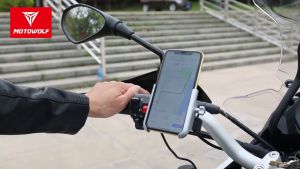 FAKIE ขาจับมือถือ  รุ่น 2809 ใช้ได้กับจักรยาน และจักรยานยนต์ ยี่ห้อ MOTOWOLF วัสดุอลูมิเนียมอัลลอย ติดตั้งง่าย น้ำหนักเบา แข็งแรง Motorcycle มอเตอร์ไซค์