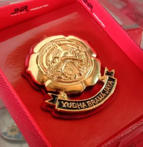 PIN EMBLEM BARET DAMKAR