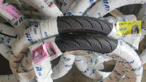 (Mẩu H81) 1 CẶP  Vỏ Lốp Xe Wave RS Future Sirius Jupiter ... loại xài ruột thương hiệu HVR công nghệ Nhật