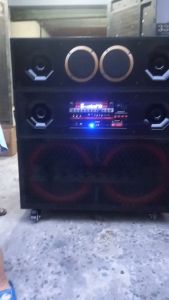 Bo Mạch Loa Kéo KT900 Nguồn Xuyến công suất 300w đánh 2 Bass 40 (4 tấc đôi) 5 Tấc đôi Mạnh Mẽ có Echo Reverb đèn led theo nhạc kích thước 19 * 38