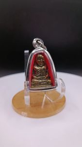 K820 พระหลวงพ่อเงิน หลวงพ่อเงิน พิมพ์นิยม หลวงพ่อเงินวัดบางคลาน พิจิตร เนื้อโลหะ ชุบทอง ขนาด 2.0X3.5 ซม. เลี่ยม กรอบพระ สแตนเลสแท้ พร้อมส่ง