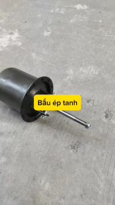 Bầu ép lốp ép tanh máy ra vào lốp máy tháo vỏ (bầu nắp nhôm loại tốt)