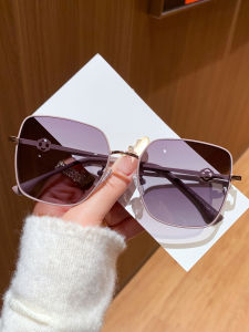 RUIYABO | UV Protection Slim Fit Classy Gradient Large Frame Polarized Sunglasses