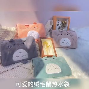 Electric Heaters ถุงน้ำร้อนไฟฟ้า กระเป๋าน้ำร้อน สำหรับการหยุดยับความร้อน ช่วยลดอาการปวด คุณสามารถใช้กระเป๋าน้ำร้อนไฟฟ้า ลายการ์ตูน ในการเสียบปลั๊ก บรรจุภัณฑ์ที่ช่วยลดอาการปวด ประจำเดือน