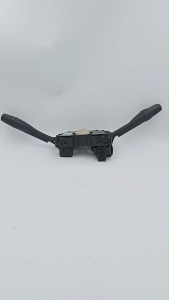 สวิทช์ยกเลี้ยว NISSAN A32 ( มือสอง )