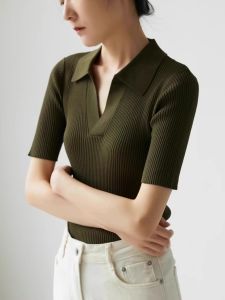 French Style Green Polo Shirt Knitted Ice Silk Short Sleeve V-Neck Womens Slim Fit Summer Top Korean Version Online Exclusive