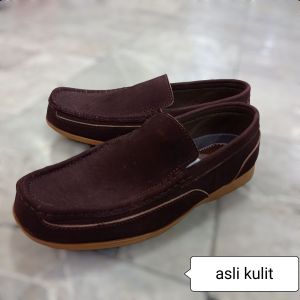 SEPATU SANTAI KULIT PRIA TERBARU