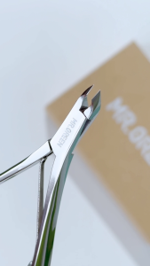 MR.GREEN Nail Cuticle Nipper Manicure Scissor Stainless Steel Tweezer Clipper Dead Skin Remover Scissor Pusher Tool Trimmer