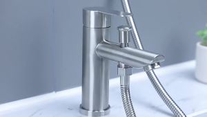 Hot Cold Water Bathroom Basin Faucet With Shower Head Shampoo Washing Dual Use Bath Mixer Tap Bathroom Sink Faucet