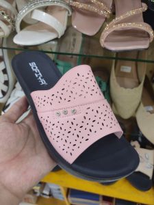 Sendal wedges pendek merk sofiya warna pink manik model terbaru