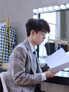 TNS วิกผมใส่ได้ทั้งชายและหญิง ดัดฟอยล์ สไตล์วัยรุ่น คูลๆ สวยหล่อทันสมัยสุดๆ