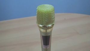 Microphone Profesional Advance MIC-103 Single Mic Wireless Gold Can be Charged