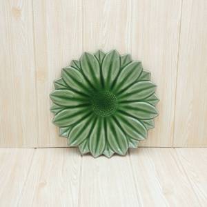 เซรามิค จาน สีเขียวหยก ลายดอกดาวเรือง 10.6 นิ้ว เนื้อหนา