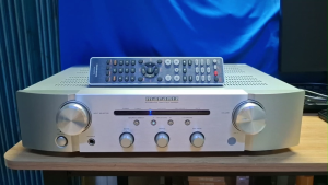Amply Marantz PM5004 khiển zin ship từ Nhật hình thức đẹp nguyên rin và hoạt động tốt các chức năng.