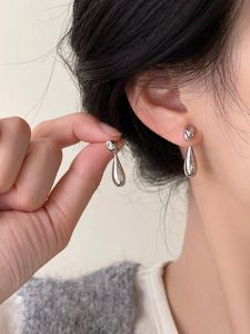 S925 Silver Needle Dual Color Waterdrop Earrings Womens High-End Sensation Lightweight Luxury Small Audience Ear Drops Ear Studs