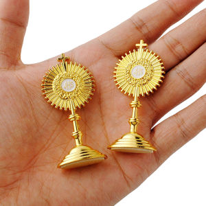 คาทอลิก JHS เครื่องประดับตกแต่งประณีต & Mini พระเยซู Communion รถ/บ้าน/สํานักงานโลหะเครื่องประดับเครื่องประดับทางศาสนาของขวัญ