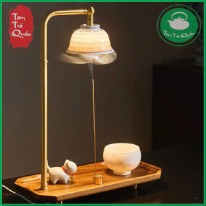 Đèn bàn trà thân đồng chụp đèn bằng chén trà độc đáo