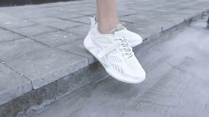 AMIRAA Sepatu Sneakers Wanita Sport Kekinian Duke D-18892