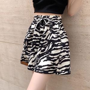 Zebra Print Ice Silk Wide Leg Short Pants Womens Small Size Slim Straight Casual High Waist A-Line Sports Hot Pants