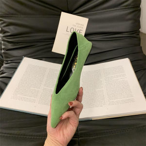 French Flat Bottom Single Shoes Womens V-Notch Pointed Toe Velvet Surface Slimming Flat Heel Spring Summer New Style Versatile