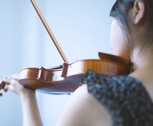 Heart String Spruce Wood Violin Set Pure Wood Fingerboard Full Size Violin with Fingerboard Stickers