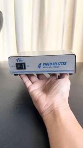 VGA Splitter 1 input vga 4 output vga PCER 1 in 4 out ตัวต่อสัญญาณวีจีเอ สามารถต่อออกได้ 4 พอร์ต