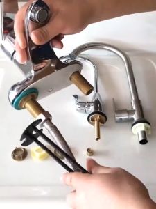 Faucet Wrench Sink Wrench Basin Wrench Tool Four Claw Hexagonal Disassembly Set Suitable For Repairing Water Heater Sink Basin Faucet Wrench Set