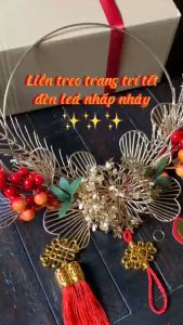 Vòng hoa treo trang trí tết đèn led nhấp nháy (Vạn sự như ý Tấn Tài Tấn Lộc Phúc Lộc)