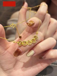 Fashionable Hong Kong Gold Fragments Bracelet Womens Pure Silver Coin Bracelet Gold Gift Attracting Trendy Jewelry Accessory