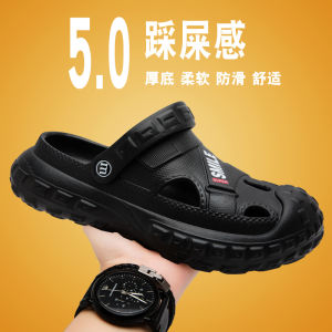 Fashionable Mens Summer Outdoor Wear Anti-Slip Odor-Resistant Headed Clog Shoes Beach Sandals Comfortable Slip-On Casual Slippers