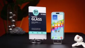 iPhone 16 / 16 Plus / 16 Pro / 16 Pro Max / 16e 5G Tempered Glass by IBYWIND – 9H Hardness Anti-Scratch Bubble-Free HD Clear