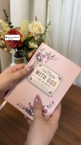 One Minute With God For Women 365 Daily Devotions Floral Pink Cover Designed for Women Encouragement Perfect Gift Start Your Day Closer to God
