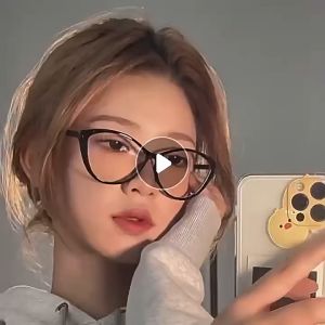 Bestella💗COD Kacamata Korea Wanita Kacamata Anti Radiasi Retro Wanita Fashion Cat Eye Eyeglasses Versatile Optical Glasses