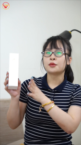Gel Tẩy Da Chết Mặt Premium Peeling QueenBe Hàn Quôc Dưỡng Ẩm Sâu Dịu Nhẹ Làm Sạch Da 150ml - Chiết Xuất Tự Nhiên