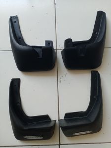 KARPET RODA AVANZA VVTI 2005-20011..4PCS.DPN/BLK