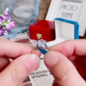 Huitan Fancy Two Tone Design Womens Rings High Quality Proposal Engagement Rings Wedding Anniversary Love Gift Fashion Jewelry