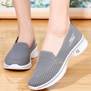 Slip On Walking Shoes For Women Korean Style Comfortable Breathable Flat Rubber Running Shoes For Lady Casual Loafers