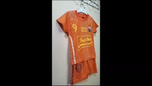 Pakaian olah raga anak-anak bahan nylon lembut usia 0 sampai 5 tahun//Setelan baju bola anak-anak persijaa usia 0 sampai 5 tahun
